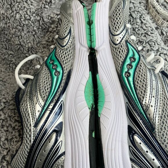 SAUCONY 8.5 Liberate Unisex Running Shoe Silver/Teal - Picture 6 of 11